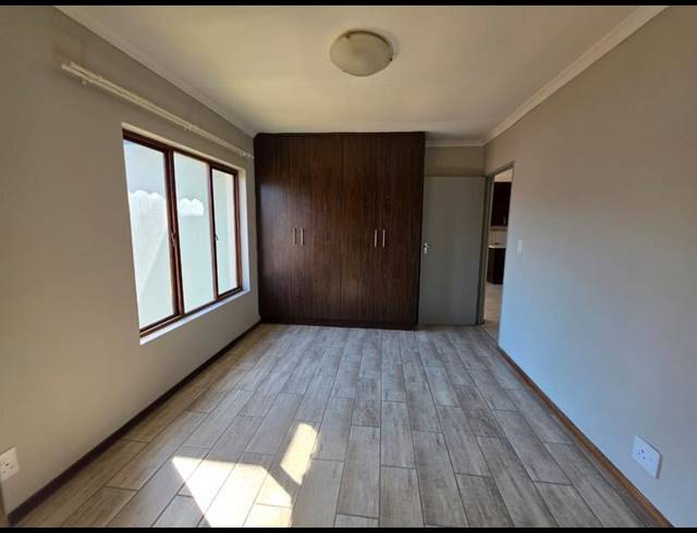 2 BEDROOM TOWNHOUSE FOR SALE IN GREENHILLS